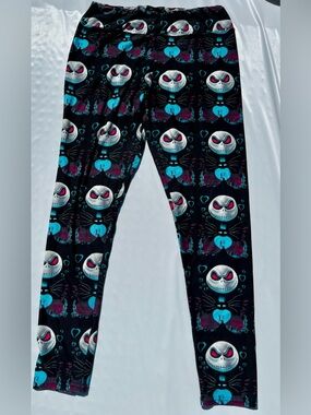 Black Skull-Print Leggings with Teal & Pink Accents